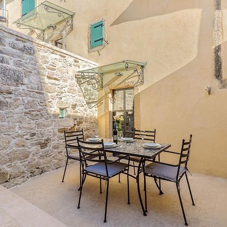 Casa Amelia In Pićan Zewnętrze zdjęcie