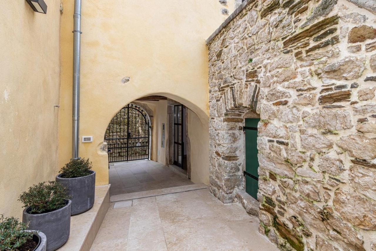 Casa Amelia In Pićan Zewnętrze zdjęcie