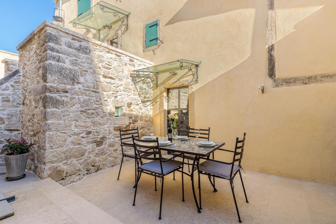 Casa Amelia In Pićan Zewnętrze zdjęcie